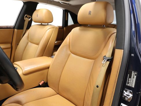 Used 2016 Rolls-Royce Ghost image 17