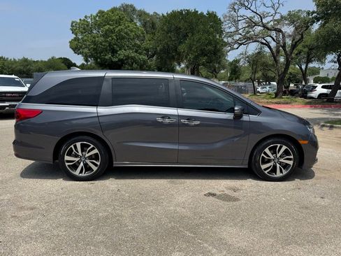 Used 2023 Honda Odyssey Touring image 8