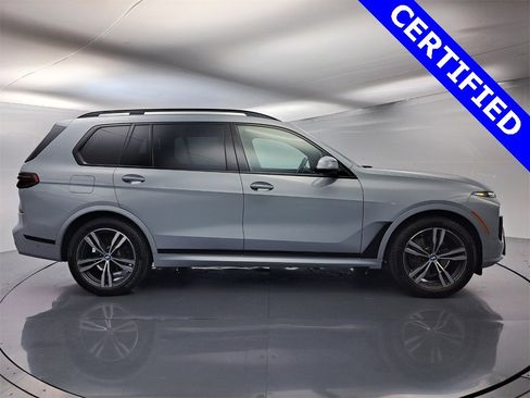 Certified 2024 BMW X7 xDrive40i w/ M Sport Package image 2