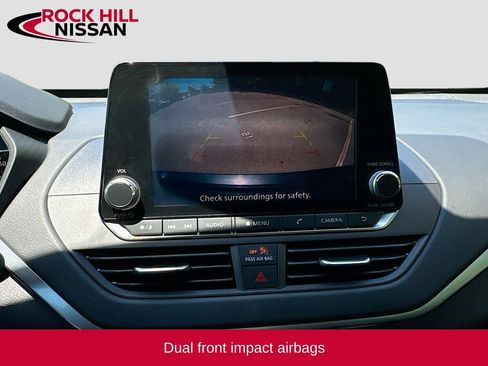 Used 2022 Nissan Altima 2.5 SV FWD image 14