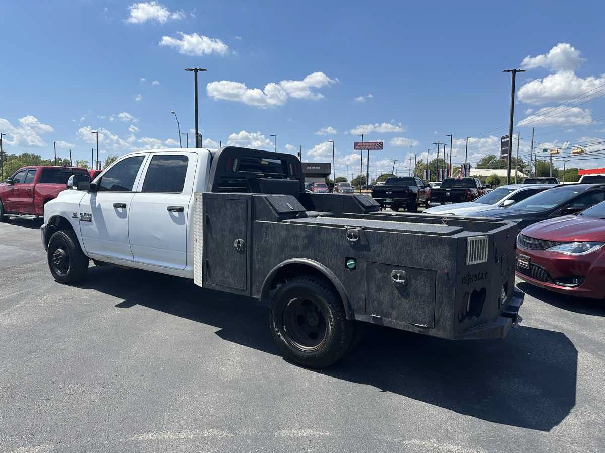 Used 2015 RAM 3500 Tradesman w/ Chrome Appearance Group AWD/4WD image 2