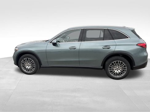 New 2026 Mercedes-Benz GLC 300 GLC 300 image 2