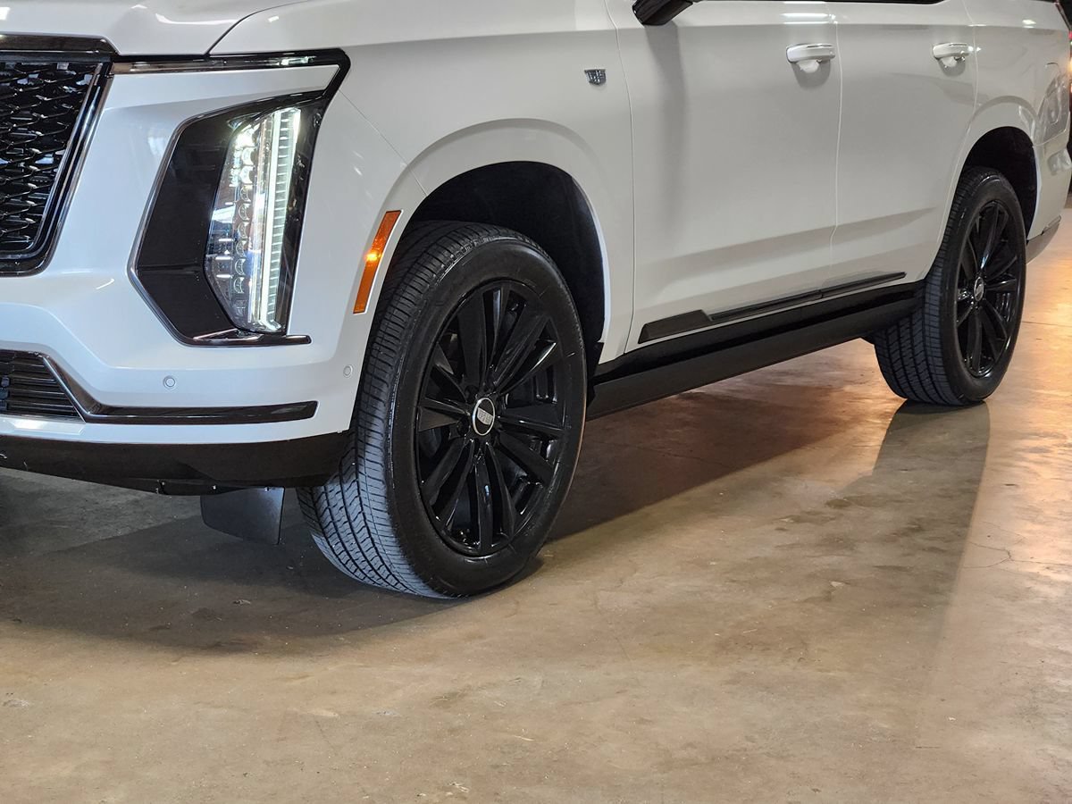 Used 2025 Cadillac Escalade Sport w/ Touring Package AWD/4WD image 17