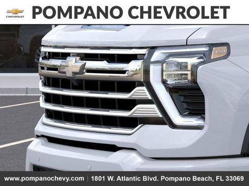 New 2026 Chevrolet Silverado 2500 High Country w/ High Country Premium Package AWD/4WD image 13