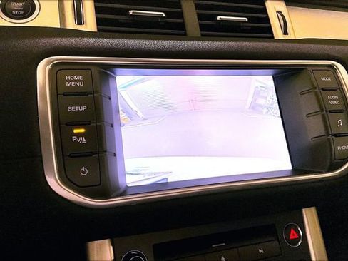 Used 2013 Land Rover Range Rover Evoque Pure image 23