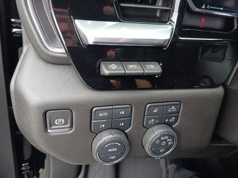 New 2026 Chevrolet Silverado 1500 High Country w/ High Country Premium Package image 29