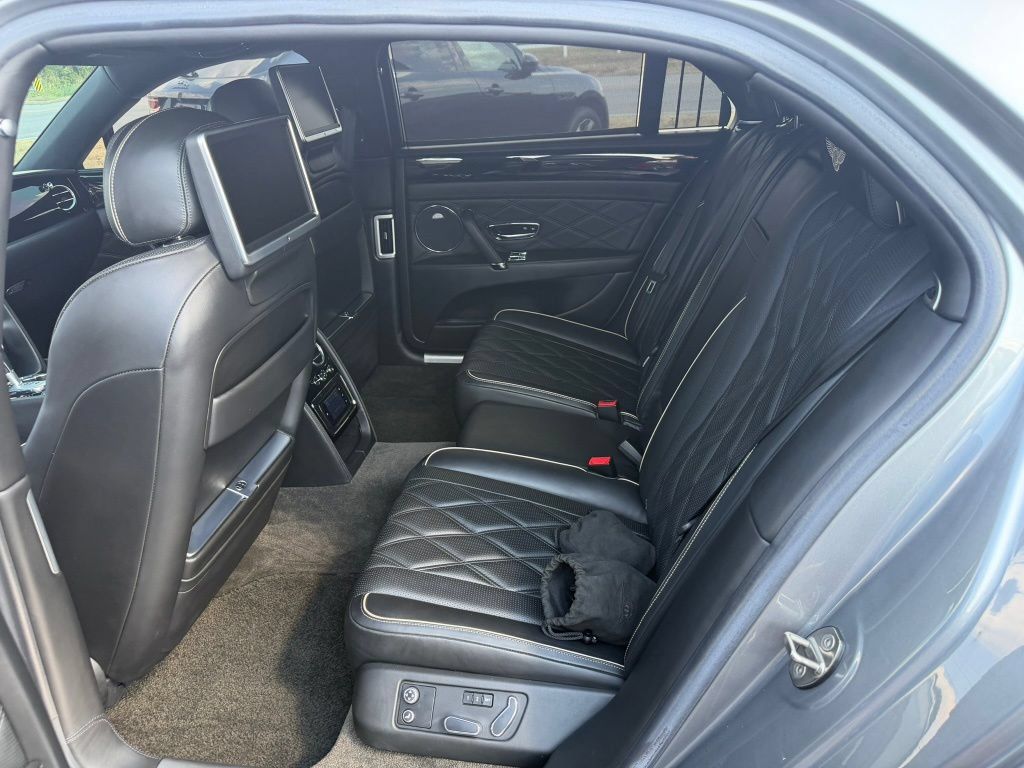 Used 2014 Bentley Flying Spur W12 AWD/4WD image 15