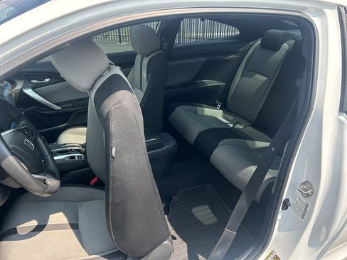 Used 2016 Honda Civic EX-T image 14