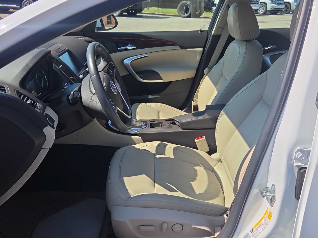 Used 2015 Buick Regal FWD image 5