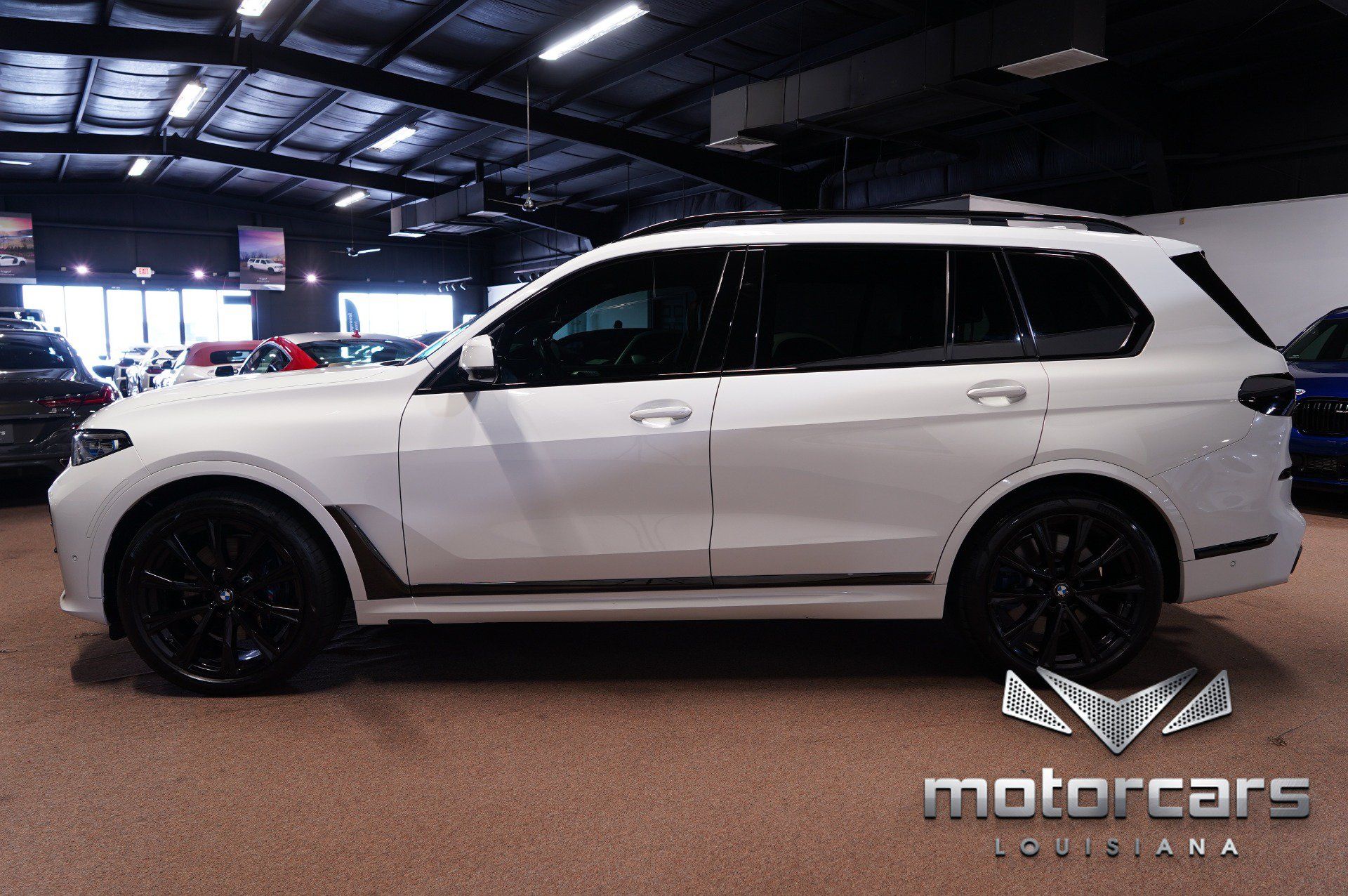 Used 2021 BMW X7 M50i w/ Dynamic Handling Package AWD/4WD image 4