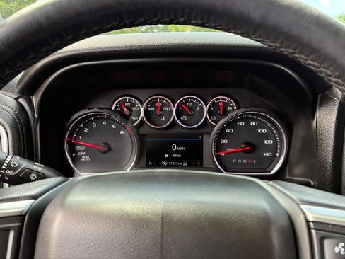 Used 2021 Chevrolet Silverado 1500 LT Trail Boss w/ Convenience Package II AWD/4WD image 18