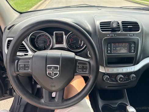 Used 2014 Dodge Journey SXT w/ Flexible Seating Group AWD/4WD image 7