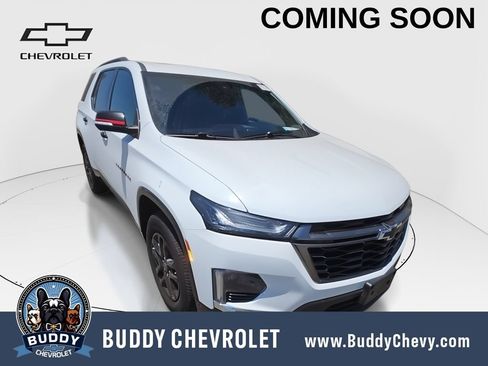 Used 2023 Chevrolet Traverse Premier w/ Redline Edition FWD image 1