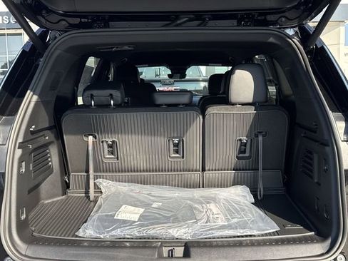 New 2026 GMC Acadia Elevation w/ Black Edition image 11