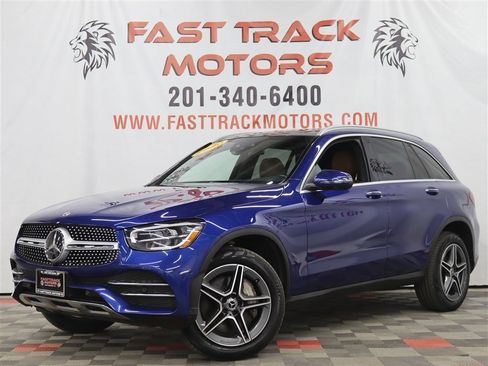 Used 2020 Mercedes-Benz GLC 300 4MATIC image 1