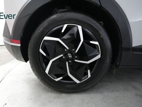 Used 2024 Hyundai Ioniq 5 SEL RWD image 22