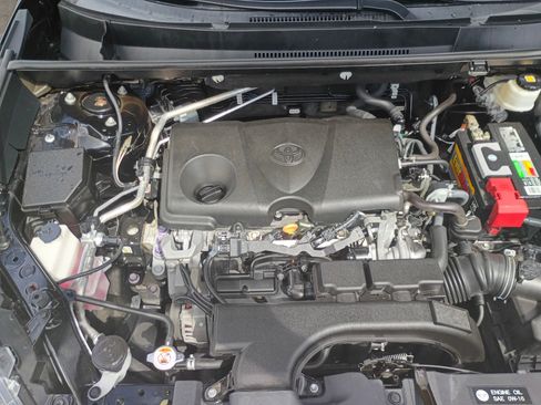 Used 2019 Toyota RAV4 XLE image 38