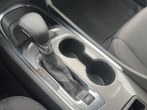 Used 2023 Chevrolet Malibu LT image 10