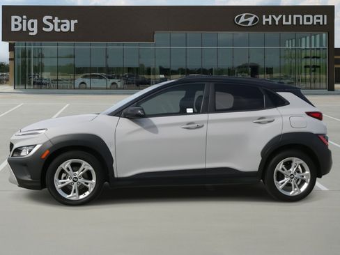 Used 2022 Hyundai Kona SEL w/ Cargo Package image 2