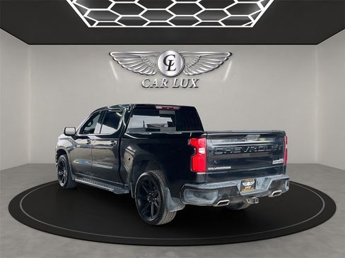 Used 2019 Chevrolet Silverado 1500 High Country w/ Technology Package image 4