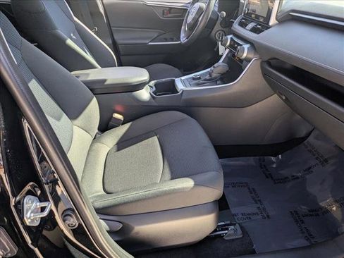Used 2025 Toyota RAV4 LE image 17