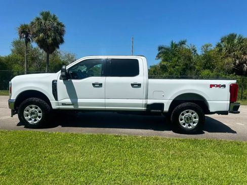 Used 2024 Ford F250 XLT w/ FX4 Off-Road Package AWD/4WD image 8