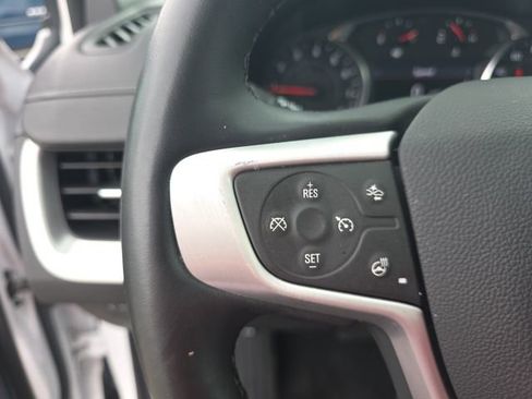Used 2023 GMC Terrain SLT AWD/4WD image 16