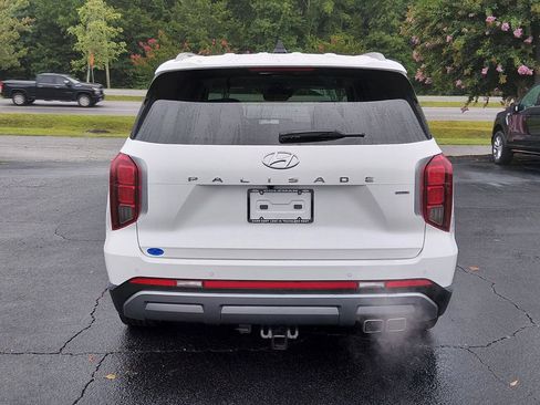 Used 2024 Hyundai Palisade Limited AWD/4WD image 5