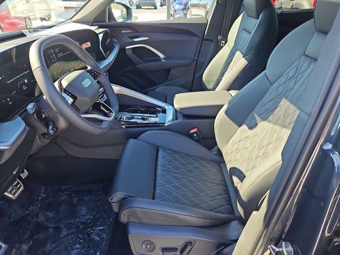 New 2025 Audi SQ5 Premium Plus image 9