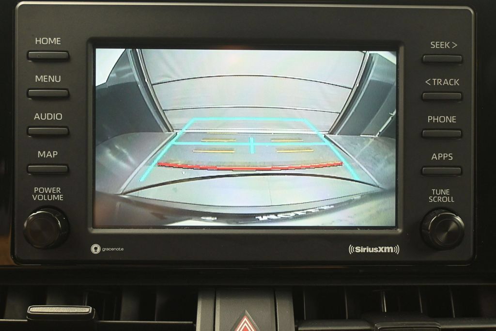 Used 2021 Toyota RAV4 XLE AWD/4WD image 21