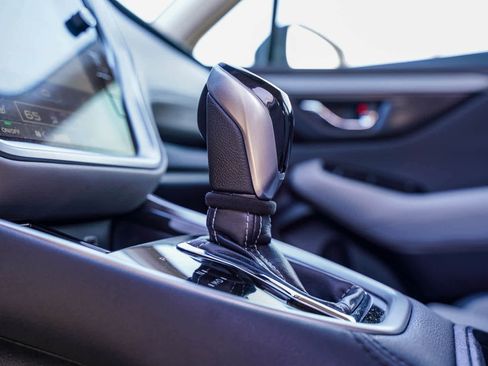 Certified 2023 Subaru Outback Premium image 22