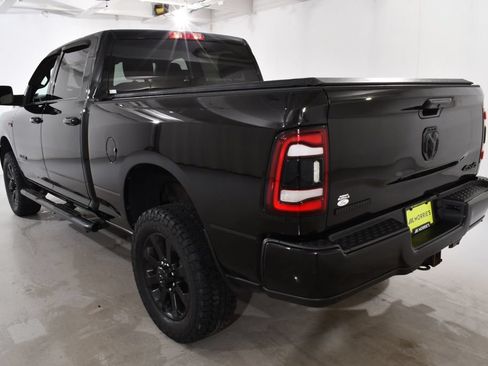 Used 2020 RAM 2500 Big Horn w/ Night Edition AWD/4WD image 15