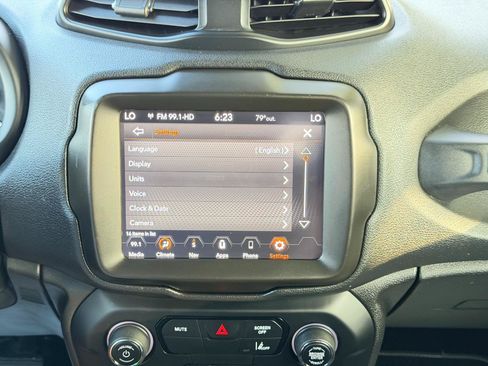 Used 2021 Jeep Renegade Latitude AWD/4WD image 58