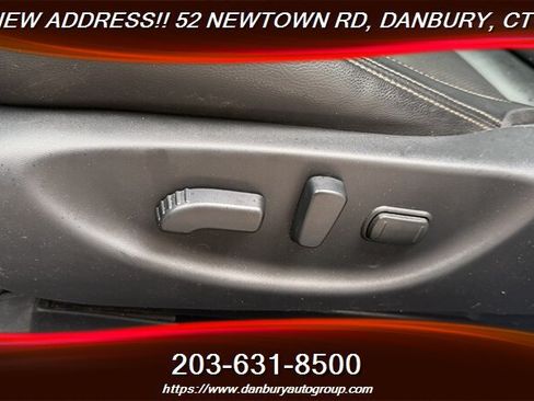 Used 2017 Nissan Maxima 3.5 SV w/ Interior Lighting Package FWD image 12