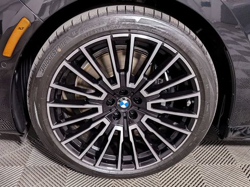 Used 2026 BMW i7 xDrive60 AWD/4WD image 55