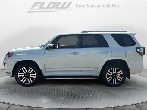 Used 2022 Toyota 4Runner Limited AWD/4WD image 5