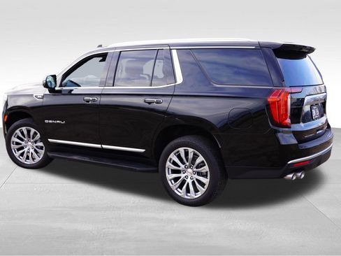 Certified 2023 GMC Yukon Denali image 8