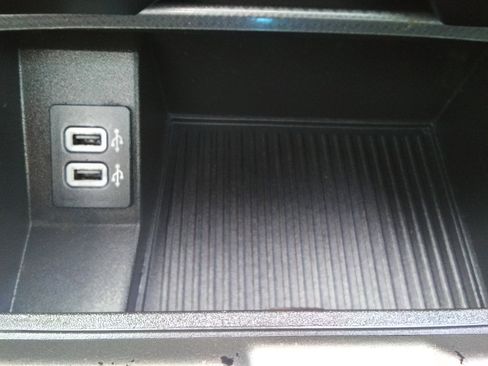 Used 2017 Ford F150 Lariat w/ Equipment Group 502A Luxury image 20