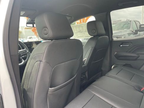 New 2026 GMC Canyon Elevation w/ Convenience Package image 26