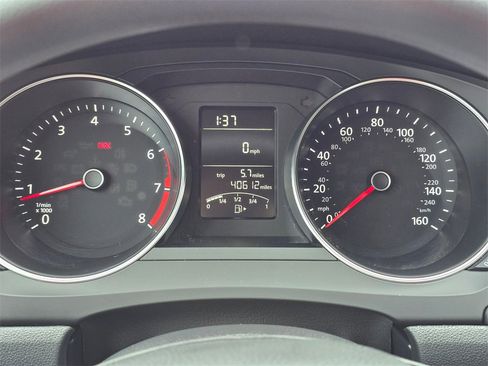 Used 2017 Volkswagen Jetta S image 26