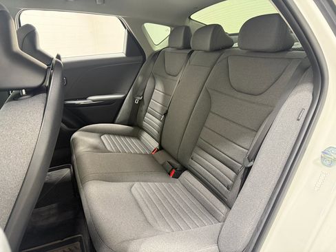 Used 2025 Kia K4 EX image 43