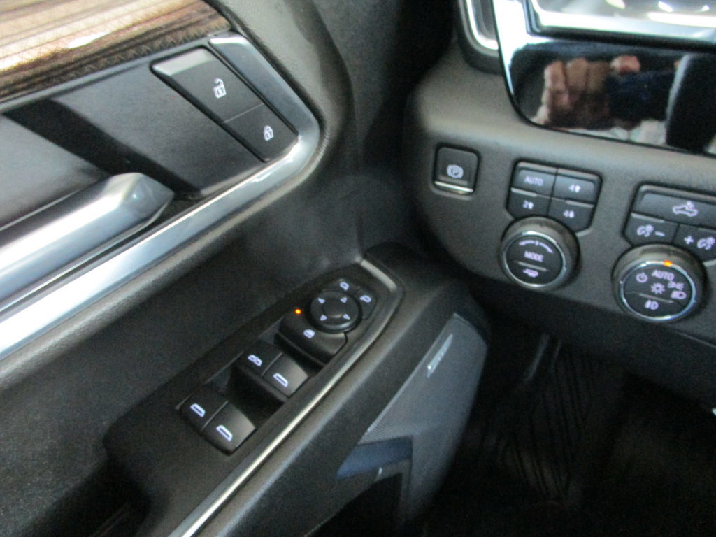 Used 2025 Chevrolet Silverado 1500 LT Trail Boss w/ Convenience Package II AWD/4WD image 53