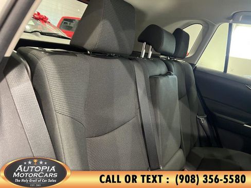 Used 2021 Toyota RAV4 LE image 15