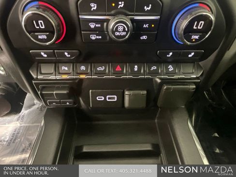 Used 2019 Chevrolet Silverado 1500 LT Trail Boss AWD/4WD image 35