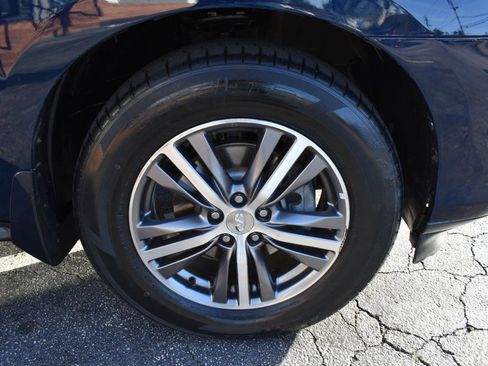 Used 2019 INFINITI QX60 Luxe w/ Essential Package image 38