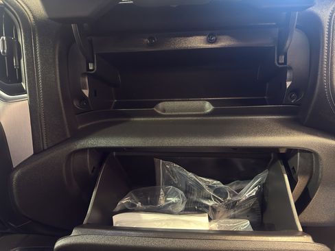 Used 2022 GMC Sierra 1500 Elevation w/ Driver Alert Package I image 22