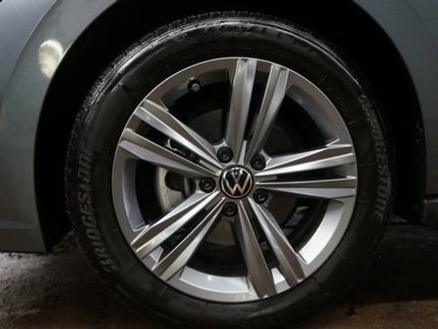 Certified 2023 Volkswagen Jetta SE image 73