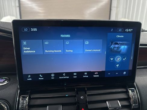 Used 2022 Lincoln Navigator Reserve image 22