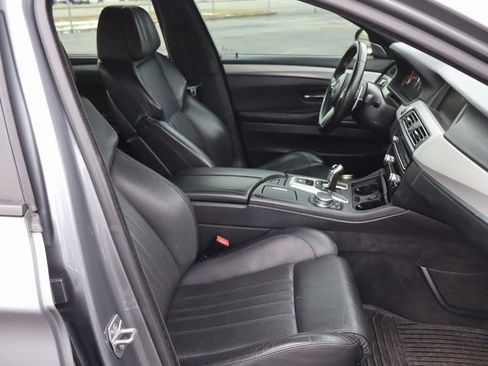 Used 2015 BMW M5 image 38