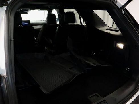 Certified 2025 Ford Explorer ST image 12